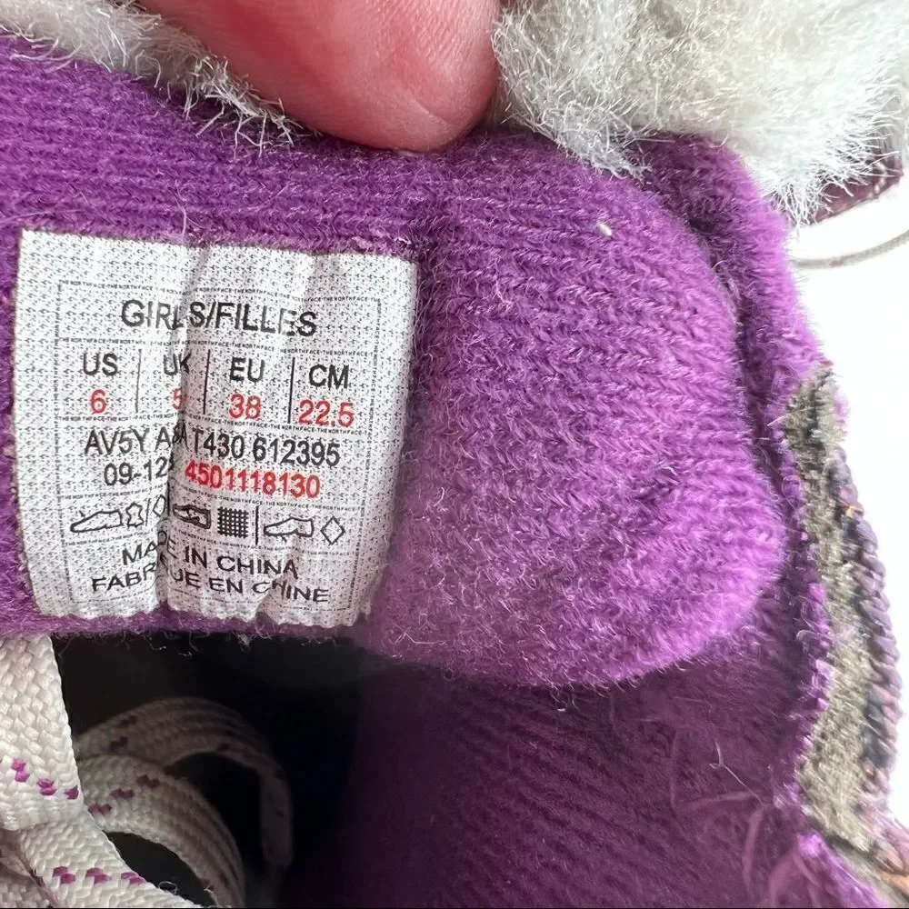 The North Face McMurdo Winter Boots in gray and purple Size 6